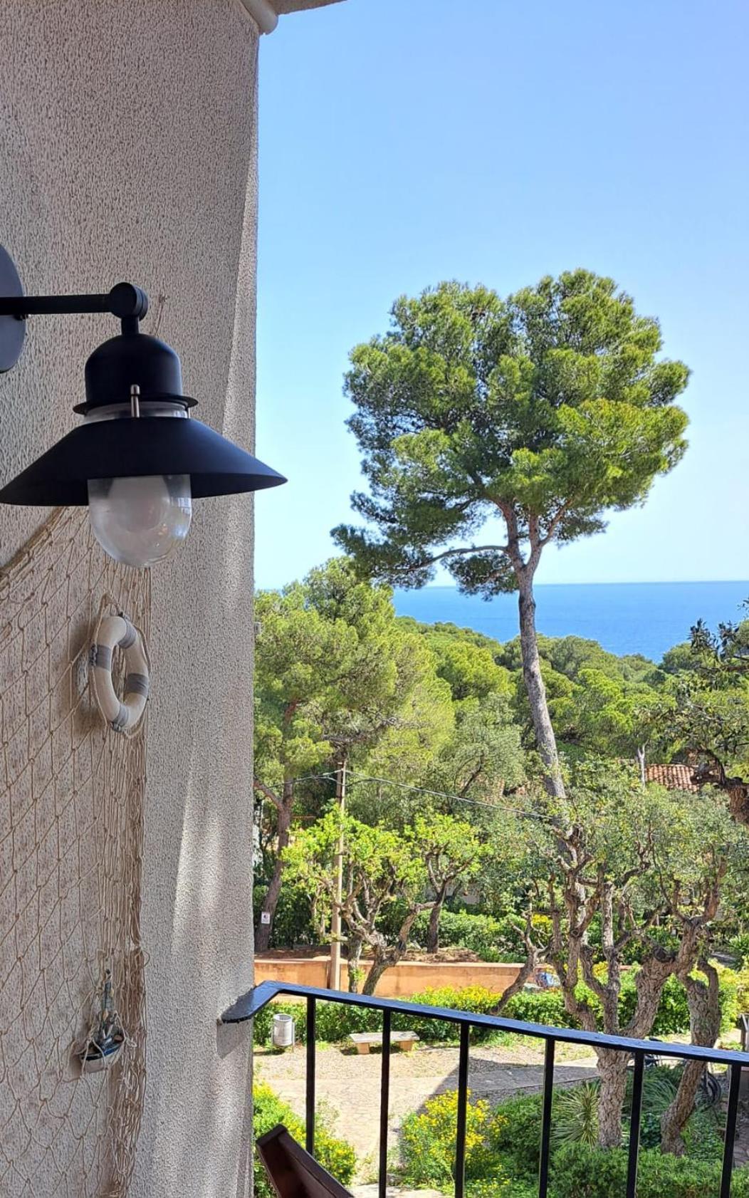 Apartamento Recien Reformado A 300 Metros Del Mar Calella De Palafrugell Bagian luar foto